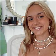 Soy una persona muy responsable y alegre y puedo ayudar a que le resulte más ameno dar clases 
Preferiblemente niños de primaria